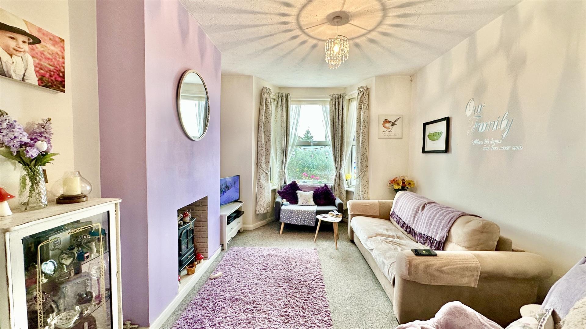 4 bed property in Mount Road, Hastings